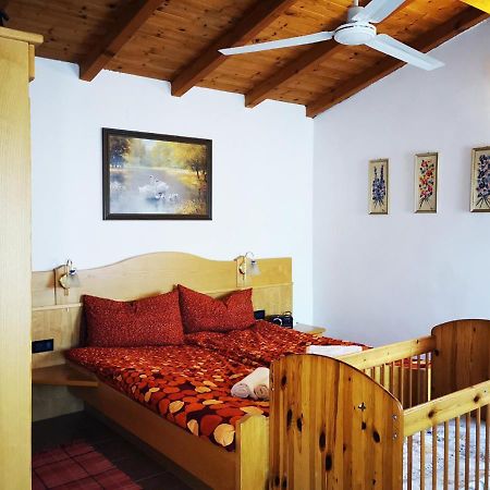 Вілла Casa Rustica Con Giardino Капріно-Веронезе Екстер'єр фото